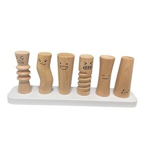 Lovevery Wooden Emotion Peg Dolls Set